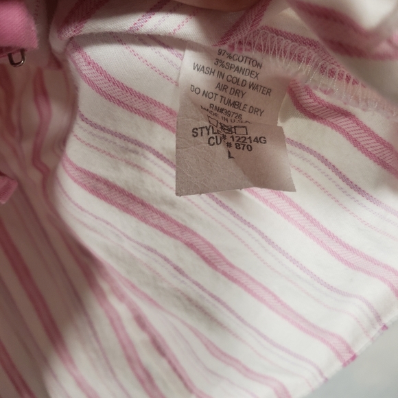 Pink and white simple full front loop and hook by Charlotte Russe - Picture 5 of 8